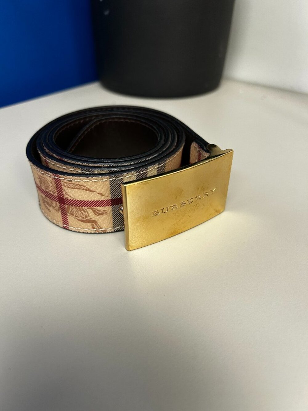 BURBERRY Nova Check Pattern and Polished Gold Tone Buckle